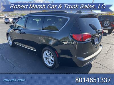 2017 Chrysler Pacifica Touring-L   - Photo 3 - Payson, UT 84651