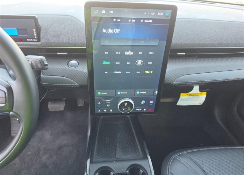 2024 Ford Mustang Mach-E Premium - Photo 11 - Tempe, AZ 85282