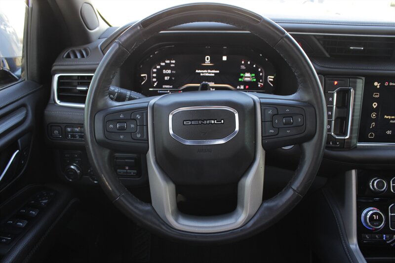 2024 GMC Yukon XL Denali - Photo 16