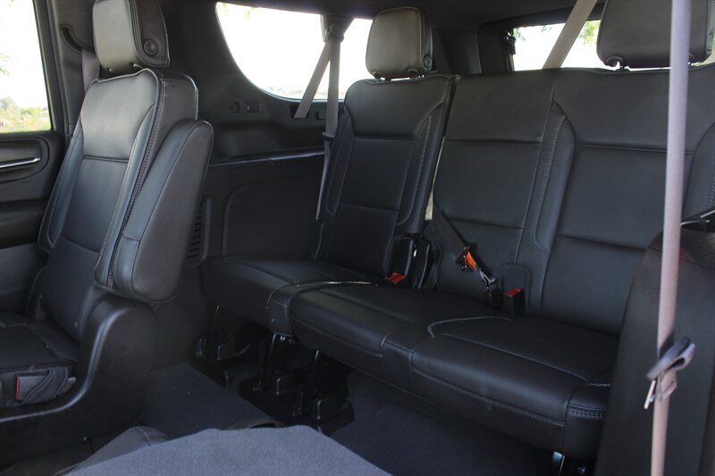2024 GMC Yukon XL Denali - Photo 25