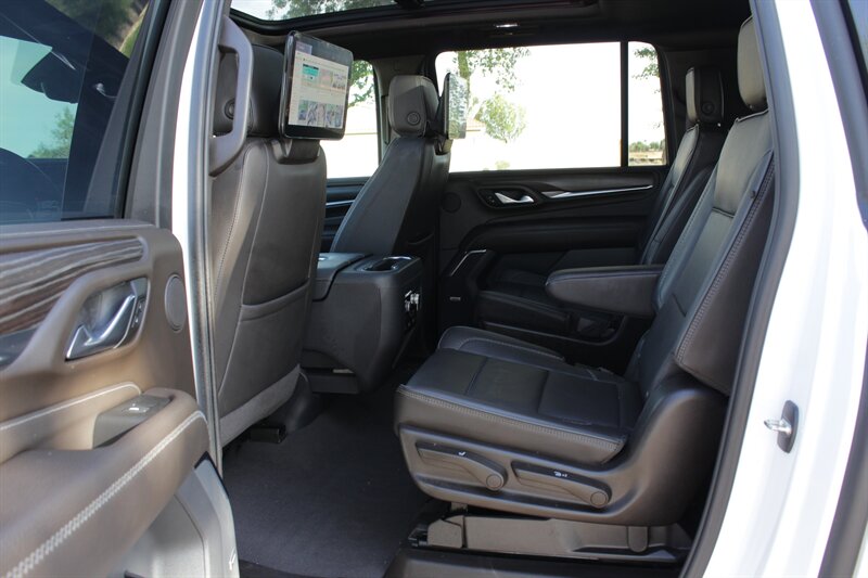 2024 GMC Yukon XL Denali - Photo 23