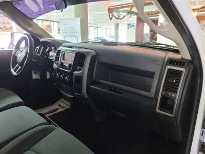 2014 RAM 1500 Express-CREW CAB-4X4-HEMI   - Photo 14 - Hamilton, OH 45015