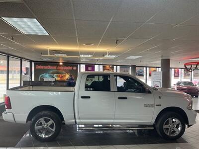 2014 RAM 1500 Express-CREW CAB-4X4-HEMI   - Photo 38 - Hamilton, OH 45015