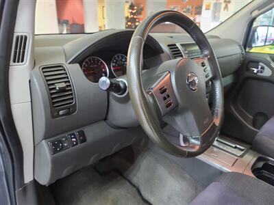 2006 Nissan Pathfinder SE 4DR SUV AWD   - Photo 8 - Hamilton, OH 45015