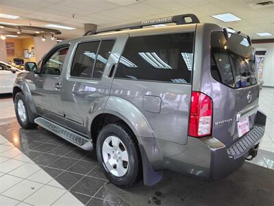 2006 Nissan Pathfinder SE 4DR SUV AWD   - Photo 6 - Hamilton, OH 45015