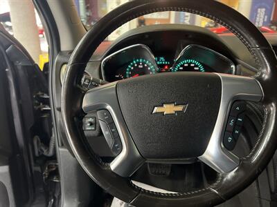 2017 Chevrolet Traverse LT 4DR SUV w/1LT   - Photo 14 - Hamilton, OH 45015