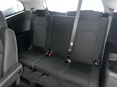 2017 Chevrolet Traverse LT 4DR SUV w/1LT   - Photo 20 - Hamilton, OH 45015