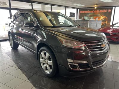 2017 Chevrolet Traverse LT 4DR SUV w/1LT   - Photo 4 - Hamilton, OH 45015