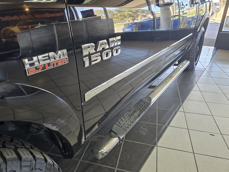 2013 RAM 1500 LARAMIE 4DR CREW CAB 4X4 - Photo 32 - Hamilton, OH 45015