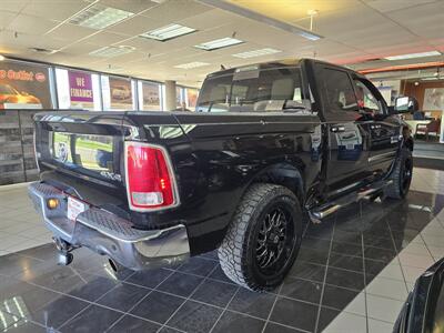 2013 RAM 1500 LARAMIE 4DR CREW CAB 4X4 - Photo 6 - Hamilton, OH 45015