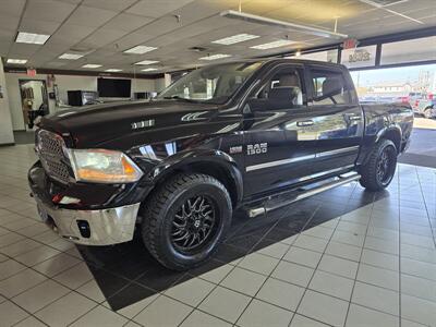 2013 RAM 1500 LARAMIE 4DR CREW CAB 4X4 - Photo 2 - Hamilton, OH 45015
