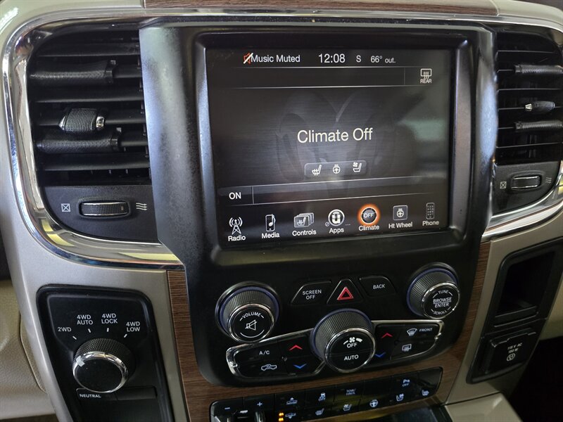 2013 RAM 1500 LARAMIE 4DR CREW CAB 4X4 - Photo 24 - Hamilton, OH 45015