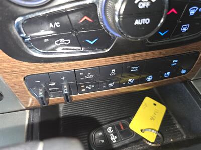 2013 RAM 1500 LARAMIE 4DR CREW CAB 4X4 - Photo 30 - Hamilton, OH 45015