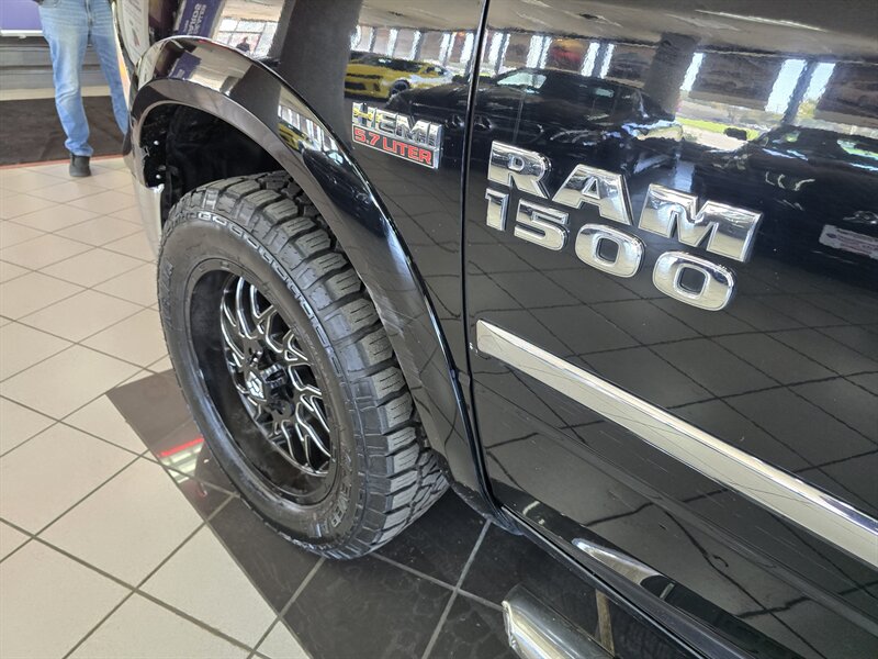 2013 RAM 1500 LARAMIE 4DR CREW CAB 4X4 - Photo 38 - Hamilton, OH 45015