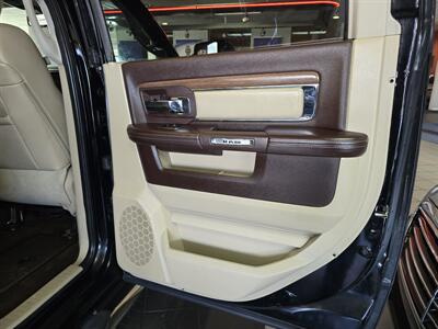 2013 RAM 1500 LARAMIE 4DR CREW CAB 4X4 - Photo 17 - Hamilton, OH 45015