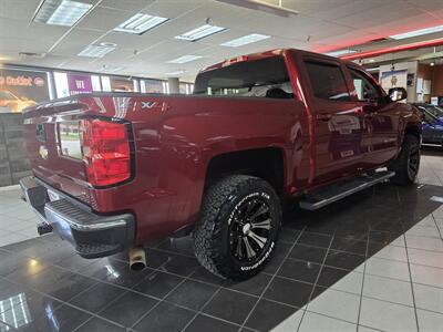 2018 Chevrolet Silverado 1500 LT-CREW CAB-4X4   - Photo 4 - Hamilton, OH 45015