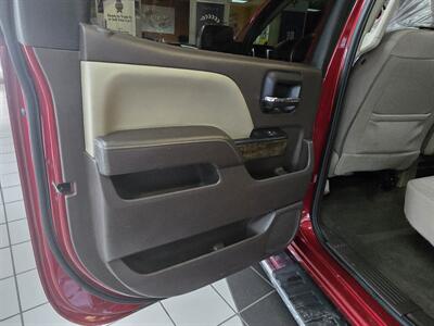 2018 Chevrolet Silverado 1500 LT-CREW CAB-4X4   - Photo 10 - Hamilton, OH 45015
