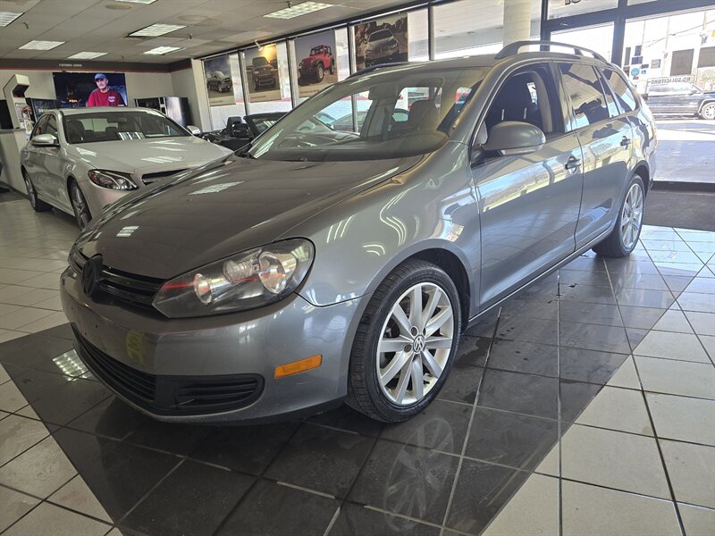 2014 Volkswagen Jetta SportWagen TDI   - Photo 1 - Hamilton, OH 45015