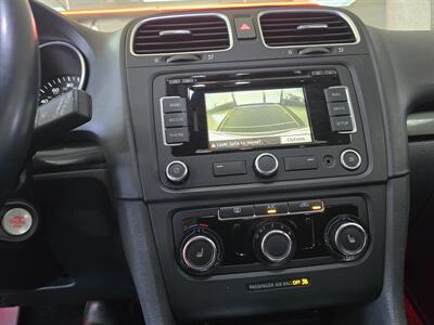 2014 Volkswagen Jetta SportWagen TDI   - Photo 18 - Hamilton, OH 45015