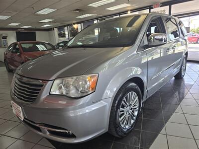 2013 Chrysler Town & Country Touring-L Plus 4DR MINI-VAN   - Photo 1 - Hamilton, OH 45015