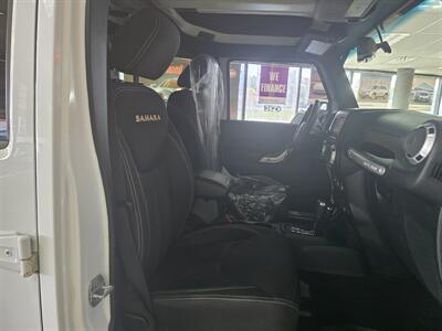 2015 Jeep Wrangler Sahara 4DR SUV 4X4 - Photo 14 - Hamilton, OH 45015