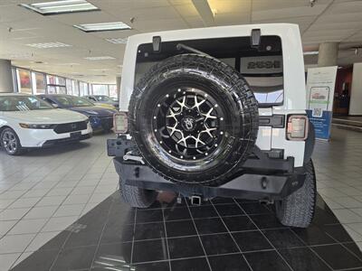 2015 Jeep Wrangler Sahara 4DR SUV 4X4 - Photo 5 - Hamilton, OH 45015