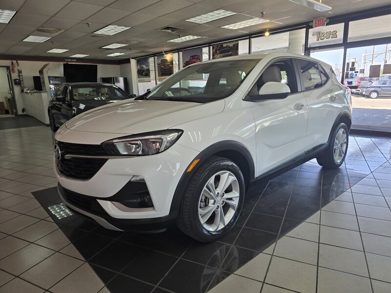 2021 Buick Encore GX Preferred 4DR CROSSOVER   - Photo 1 - Hamilton, OH 45015