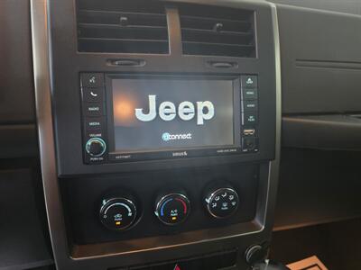 2012 Jeep Liberty Sport 4DR SUV 4X4   - Photo 21 - Hamilton, OH 45015
