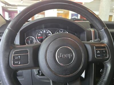 2012 Jeep Liberty Sport 4DR SUV 4X4   - Photo 19 - Hamilton, OH 45015