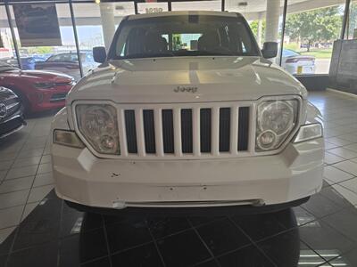2012 Jeep Liberty Sport 4DR SUV 4X4   - Photo 2 - Hamilton, OH 45015