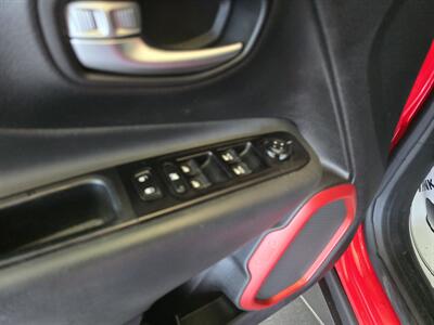 2020 Jeep Renegade Trailhawk 4DR SUV 4X4   - Photo 29 - Hamilton, OH 45015