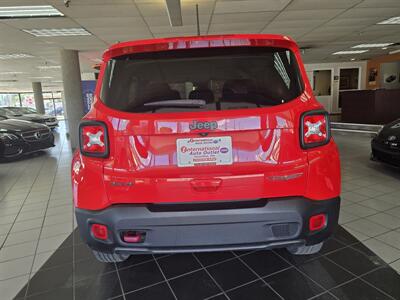2020 Jeep Renegade Trailhawk 4DR SUV 4X4   - Photo 5 - Hamilton, OH 45015