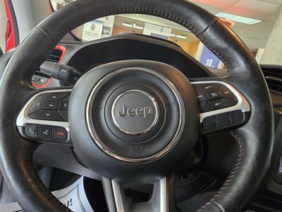2020 Jeep Renegade Trailhawk 4DR SUV 4X4   - Photo 19 - Hamilton, OH 45015