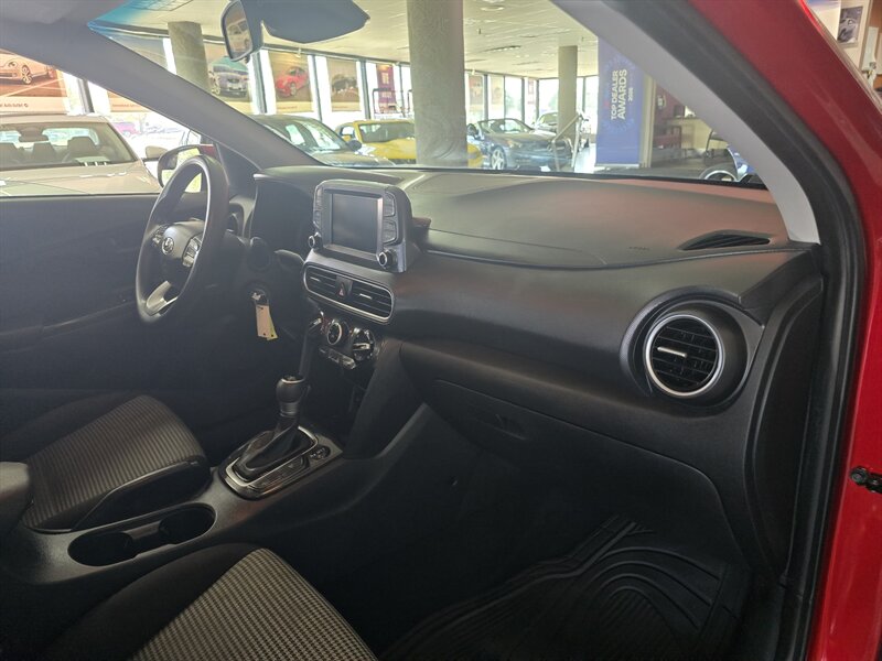 2019 Hyundai KONA SE 4DR CROSSOVER - Photo 13 - Hamilton, OH 45015