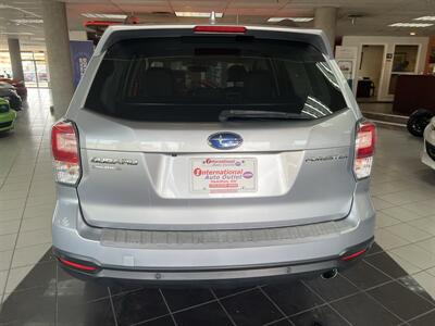 2018 Subaru Forester 2.5i Touring   - Photo 6 - Hamilton, OH 45015