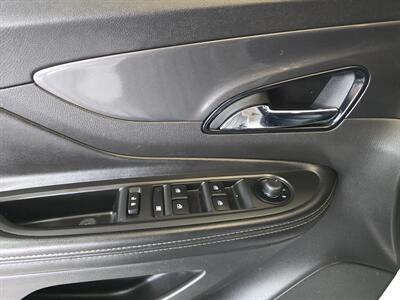 2021 Buick Encore Preferred  4DR CROSSOVER AWD   - Photo 17 - Hamilton, OH 45015