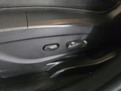 2021 Buick Encore Preferred  4DR CROSSOVER AWD   - Photo 18 - Hamilton, OH 45015