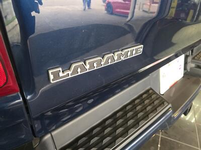 2020 RAM 1500 Laramie 4DR CREW CAB 4X4/V8   - Photo 33 - Hamilton, OH 45015