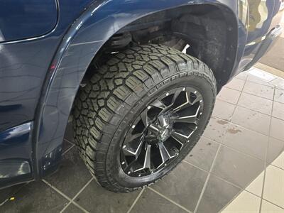 2020 RAM 1500 Laramie 4DR CREW CAB 4X4/V8   - Photo 37 - Hamilton, OH 45015