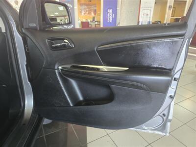 2013 Dodge Journey Crew   - Photo 12 - Hamilton, OH 45015