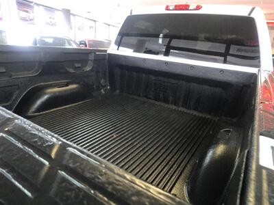 2010 Chevrolet Silverado 1500 LT 4DR CREW CAB 4X4   - Photo 26 - Hamilton, OH 45015