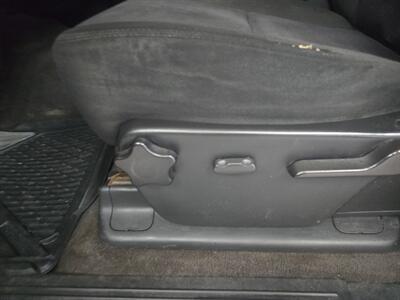 2010 Chevrolet Silverado 1500 LT 4DR CREW CAB 4X4   - Photo 17 - Hamilton, OH 45015