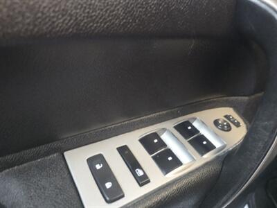 2010 Chevrolet Silverado 1500 LT 4DR CREW CAB 4X4   - Photo 18 - Hamilton, OH 45015