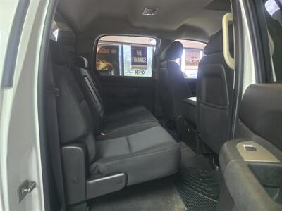 2010 Chevrolet Silverado 1500 LT 4DR CREW CAB 4X4   - Photo 16 - Hamilton, OH 45015