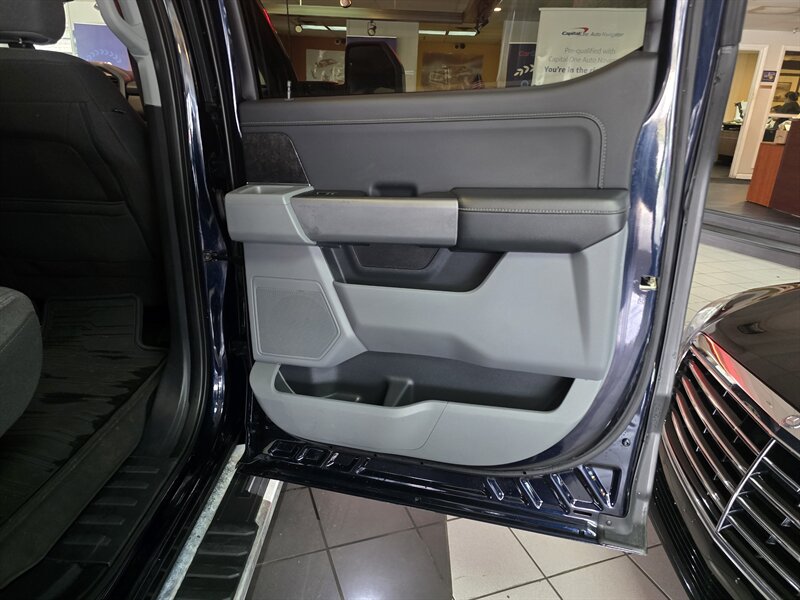 2022 Ford F-150 XLT 4DR SUPER CREW 4X4 - Photo 16 - Hamilton, OH 45015