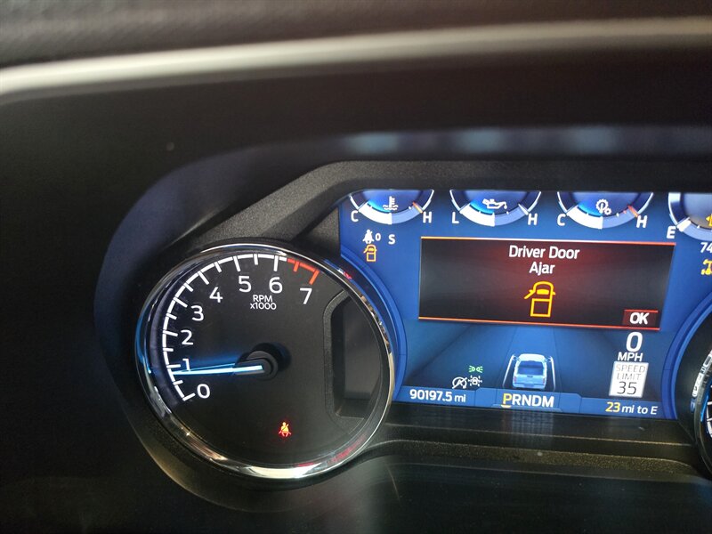 2022 Ford F-150 XLT 4DR SUPER CREW 4X4 - Photo 34 - Hamilton, OH 45015