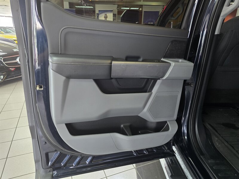 2022 Ford F-150 XLT 4DR SUPER CREW 4X4 - Photo 10 - Hamilton, OH 45015