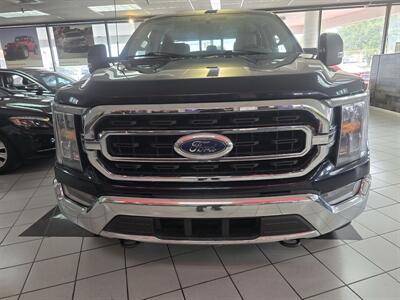 2022 Ford F-150 XLT 4DR SUPER CREW 4X4 - Photo 2 - Hamilton, OH 45015