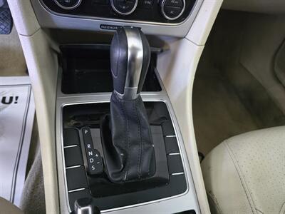 2012 Volkswagen Passat SE PZEV 4DR SEDAN - Photo 19 - Hamilton, OH 45015
