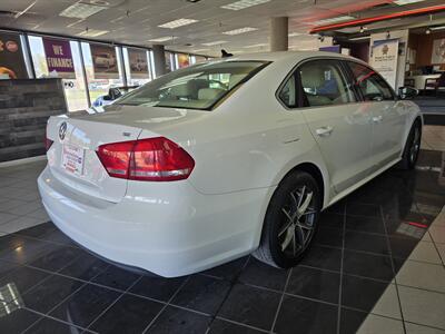 2012 Volkswagen Passat SE PZEV 4DR SEDAN - Photo 4 - Hamilton, OH 45015